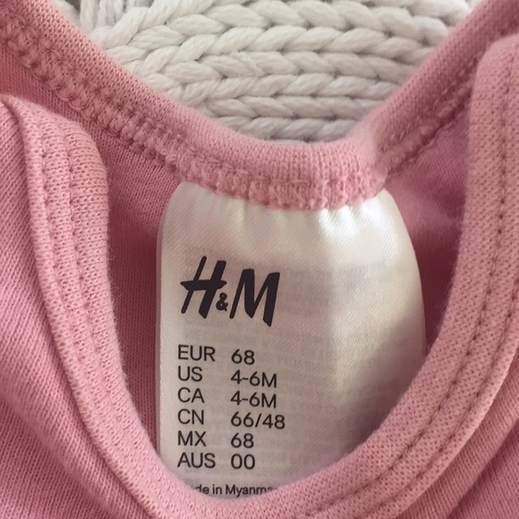 4 Baby onesies by H&M - Picture 5 of 5